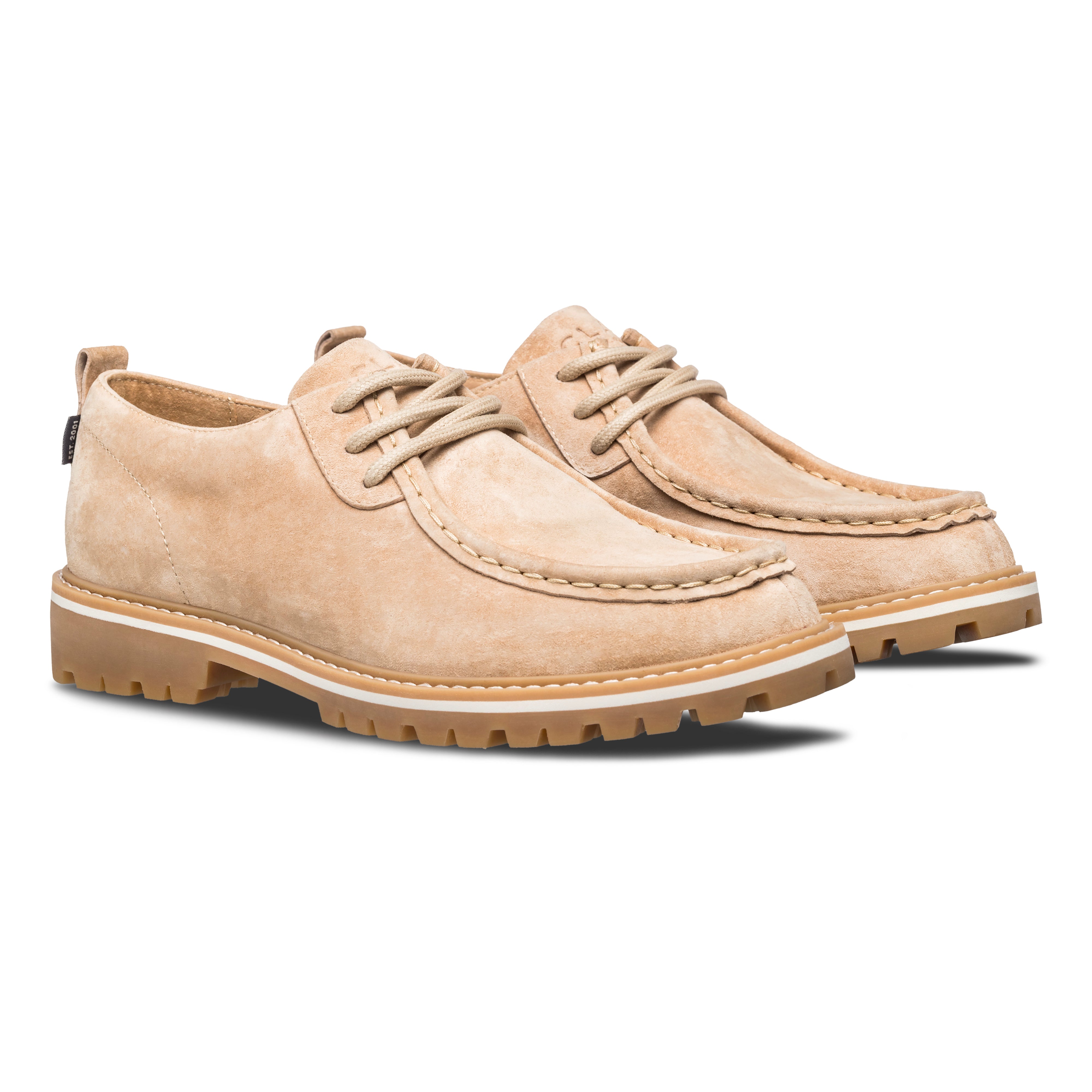 Three-quarter view of Morrison Heritage Collection shoe, highlighting leather and suede upper with stylish moc-toe.