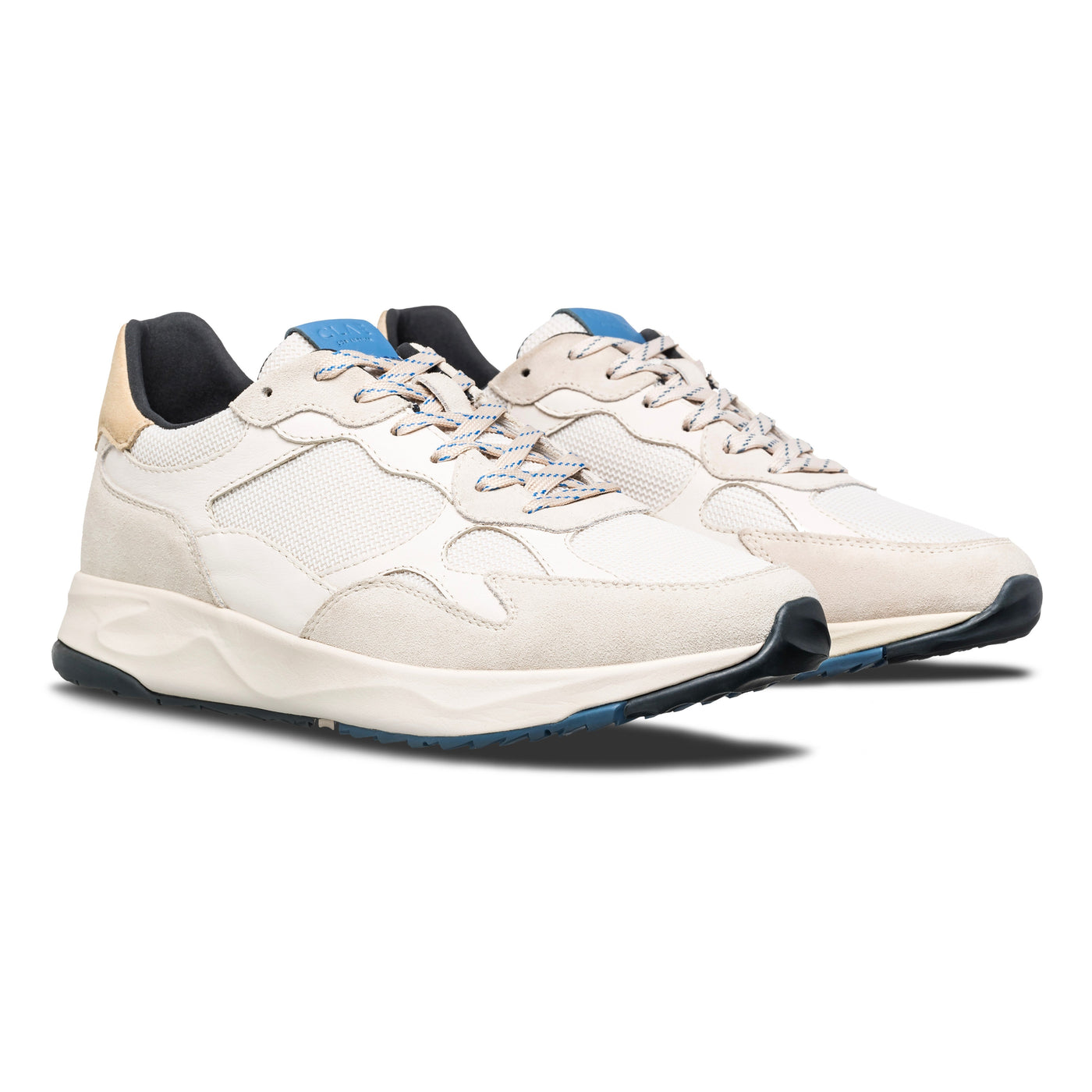 Zuma Off White Pebble Blue - 3/4 View